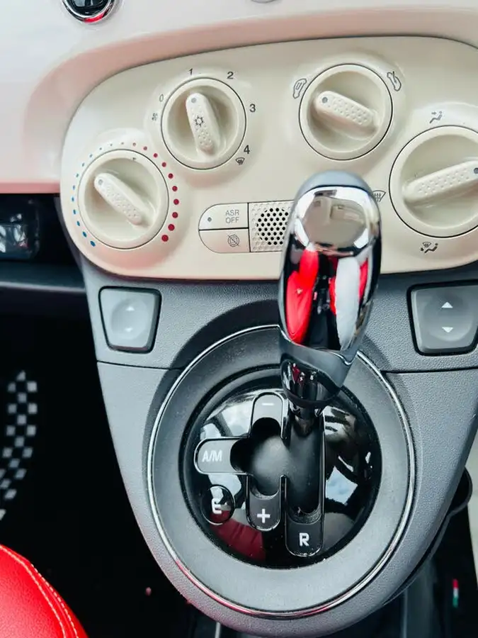 2014-fiat-500-12-lounge-ss-dualogic-big-6