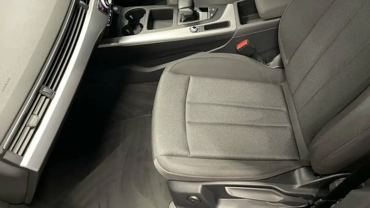 2021-audi-a4-avant-20-35-tdi-technik-big-16
