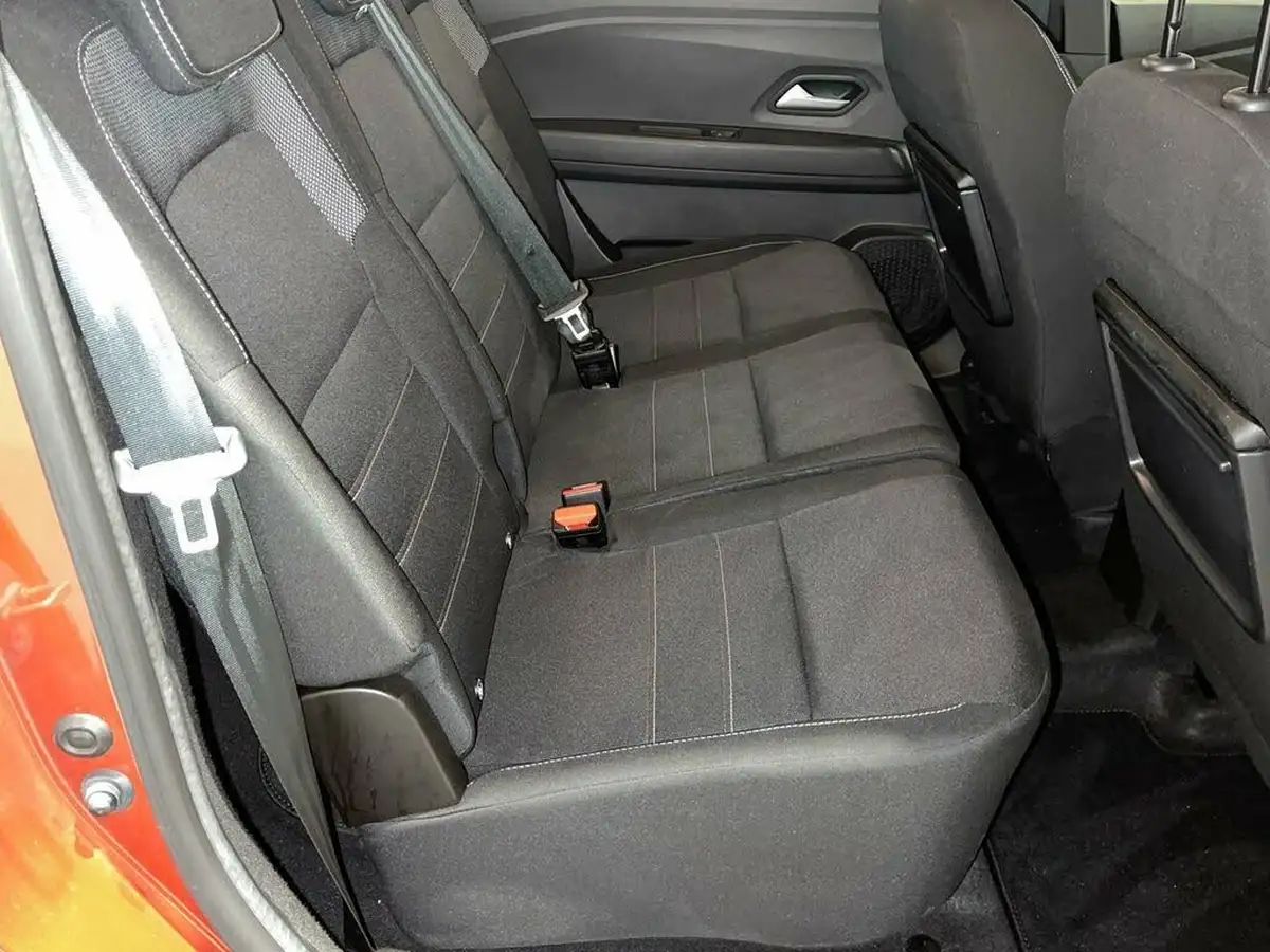 2023-dacia-jogger-10-tce-extreme-se-big-7