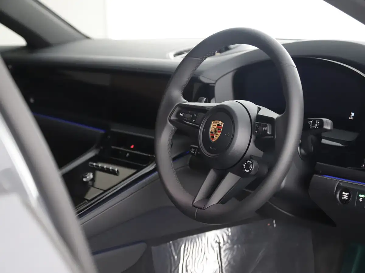 2025-porsche-panamera-30-4-e-hybrid-470ps-hatchback-big-8