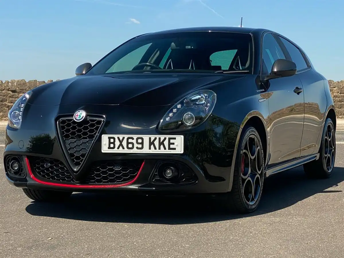 2020-alfa-romeo-giulietta-20jtdm-2-veloce-big-13