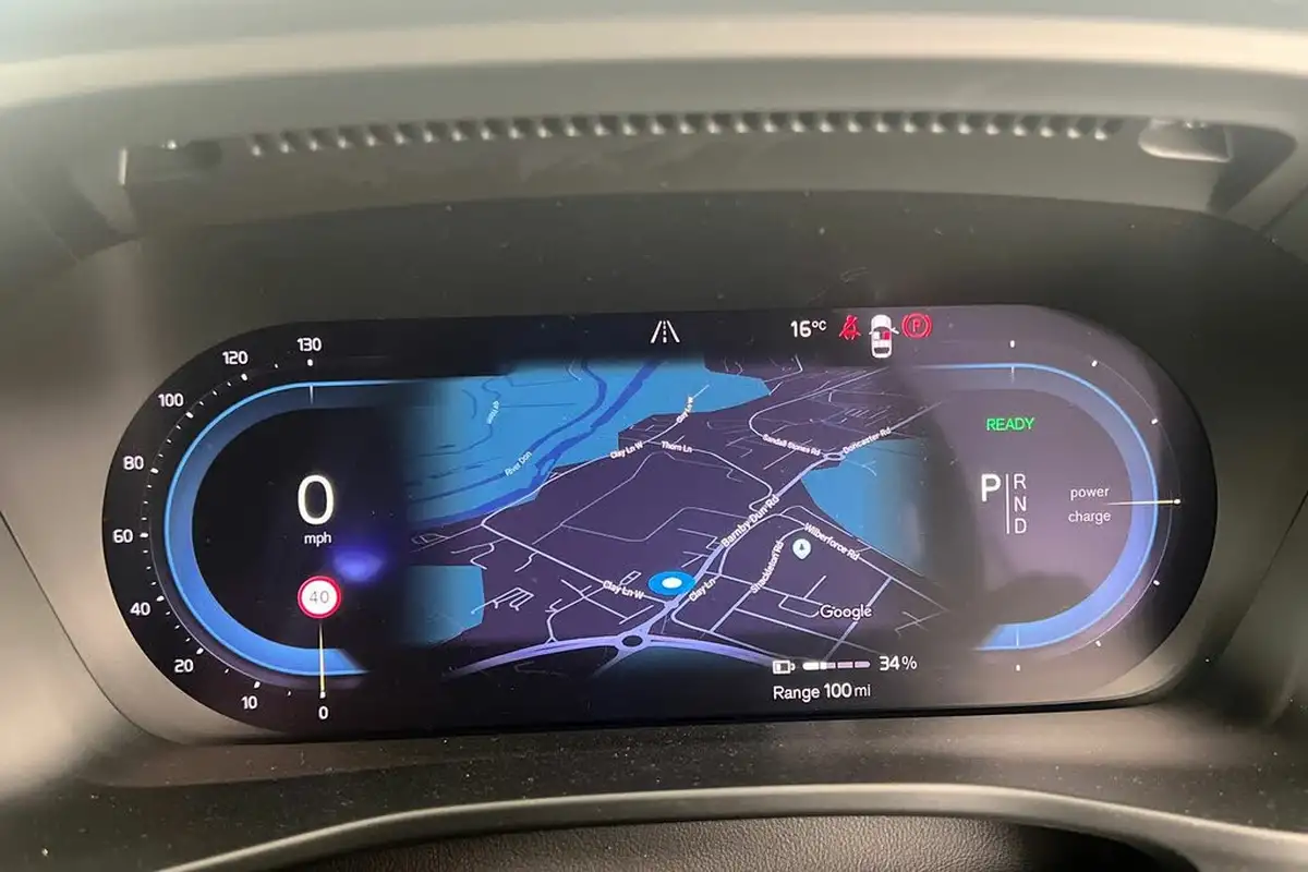 2023-volvo-xc40-e-recharge-core-235bhp-big-6