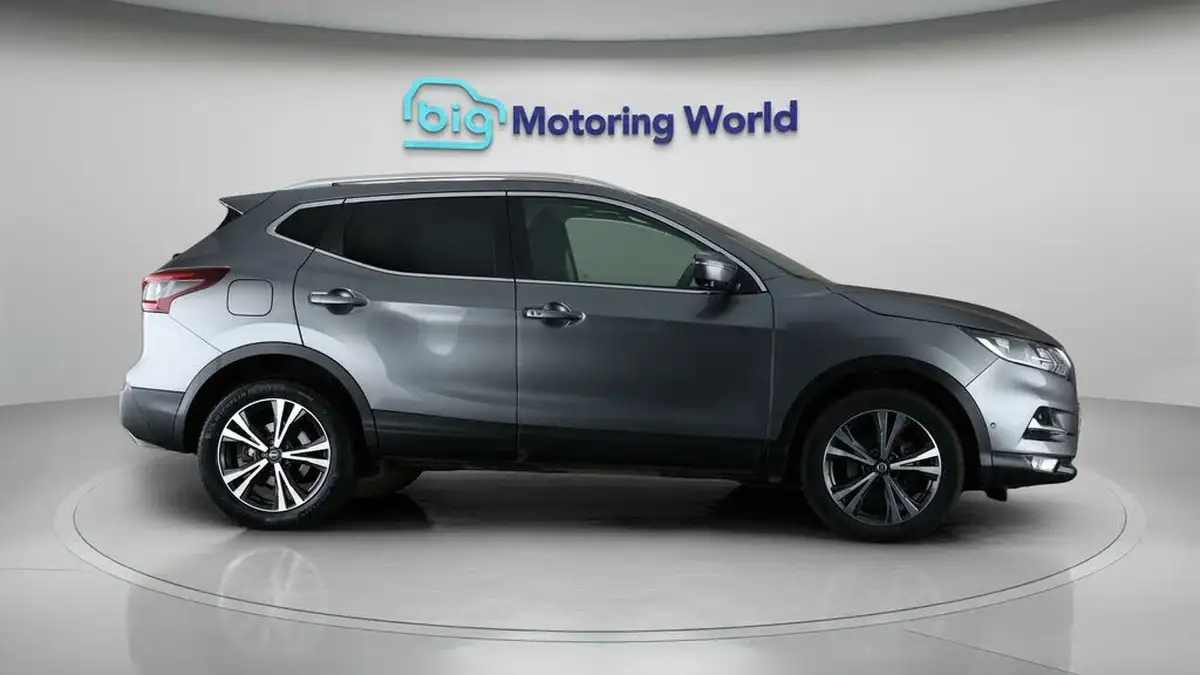 2020-nissan-qashqai-13-dig-t-n-connecta-140ps-big-8