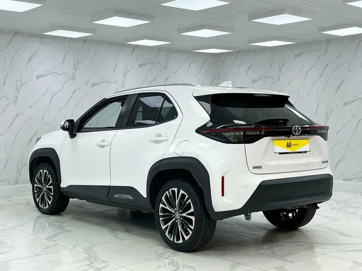 2022-toyota-yaris-cross-15-vvt-i-excel-awd-i-big-10