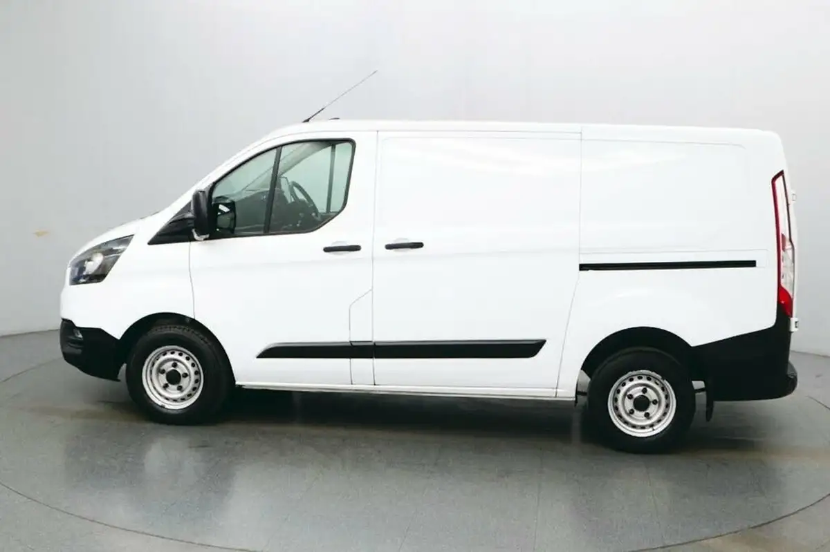 2020-ford-transit-custom-20tdci-280-l1h1-leader-105pseu6dt-panel-van-big-4