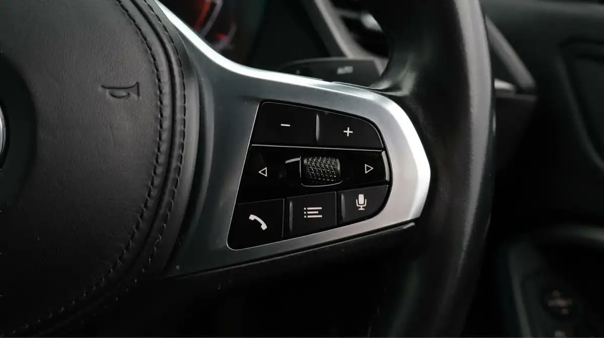 2023-bmw-2-series-15-218i-sport-dct-big-26