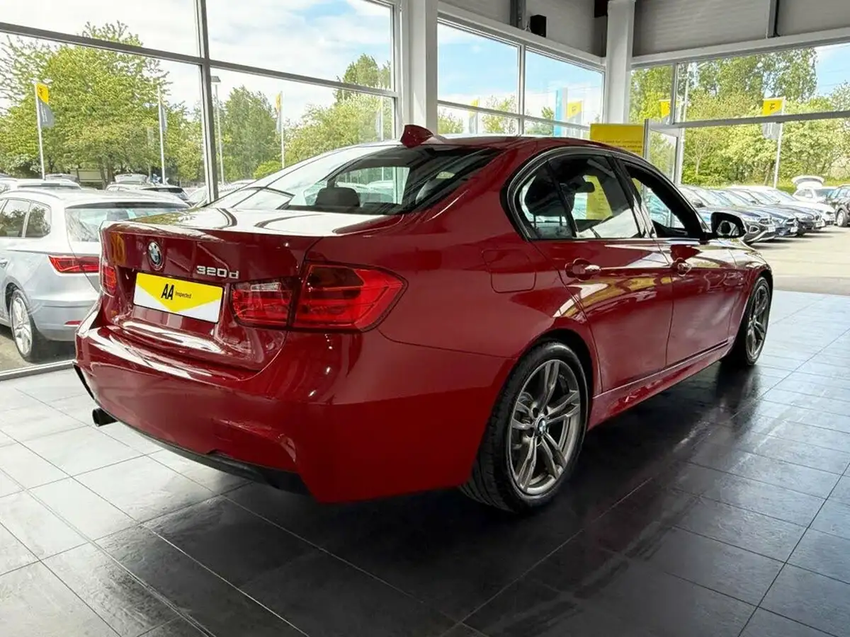 2014-bmw-3-series-20td-320d-m-sport-184bhp-blueperformance-ss-saloon-4d-big-10