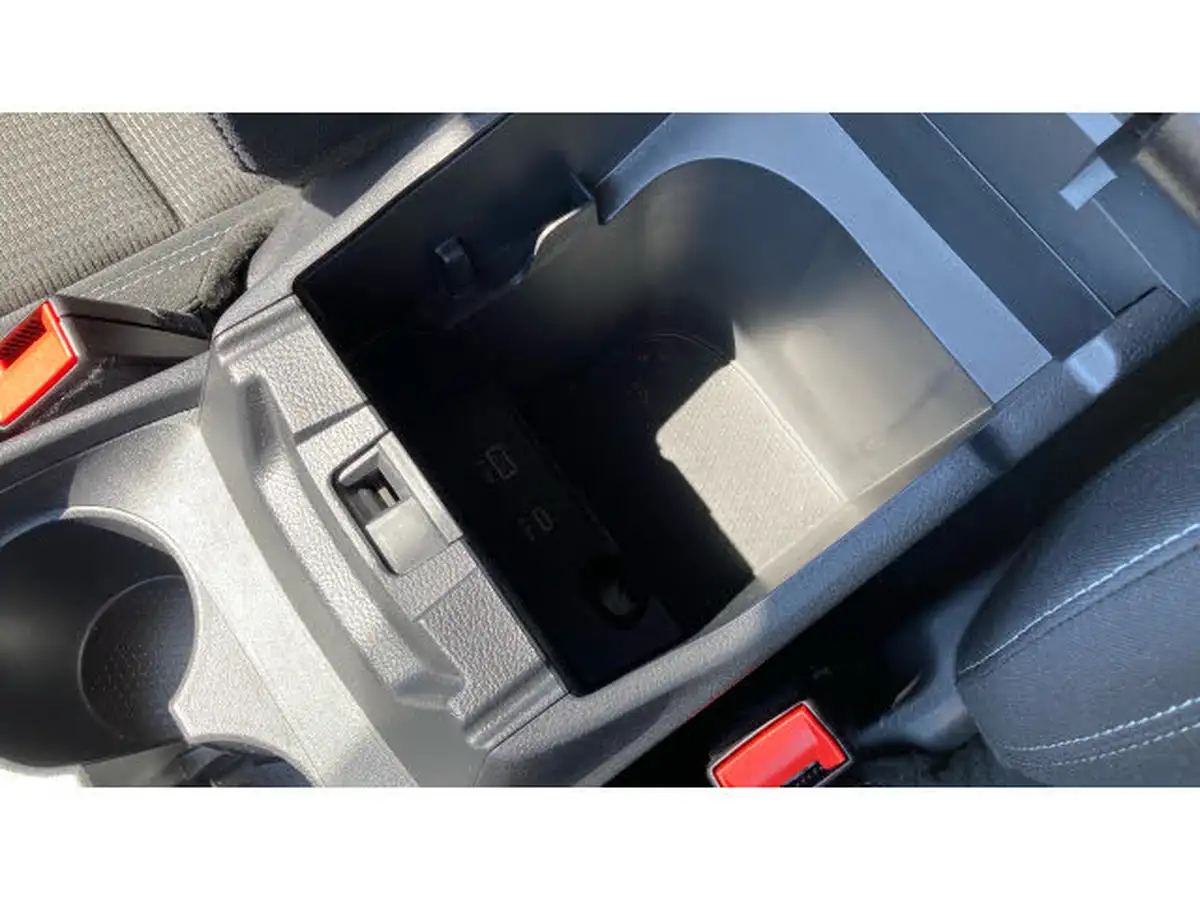 2023-nissan-qashqai-13-dig-t-acenta-premium-140ps-big-37