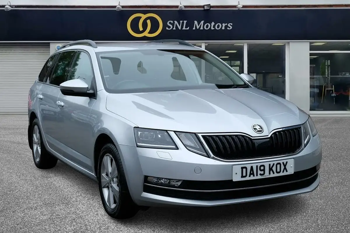 2019-skoda-octavia-16tdi-se-l-estate-dsg-big-4