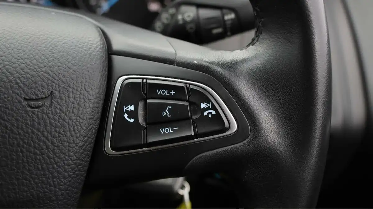 2018-ford-focus-10t-zetec-edition-125ps-hatchback-auto-big-36