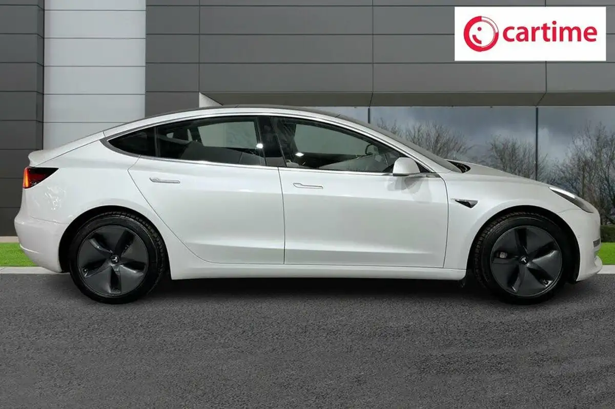 2020-tesla-model-3-e-long-range-big-1