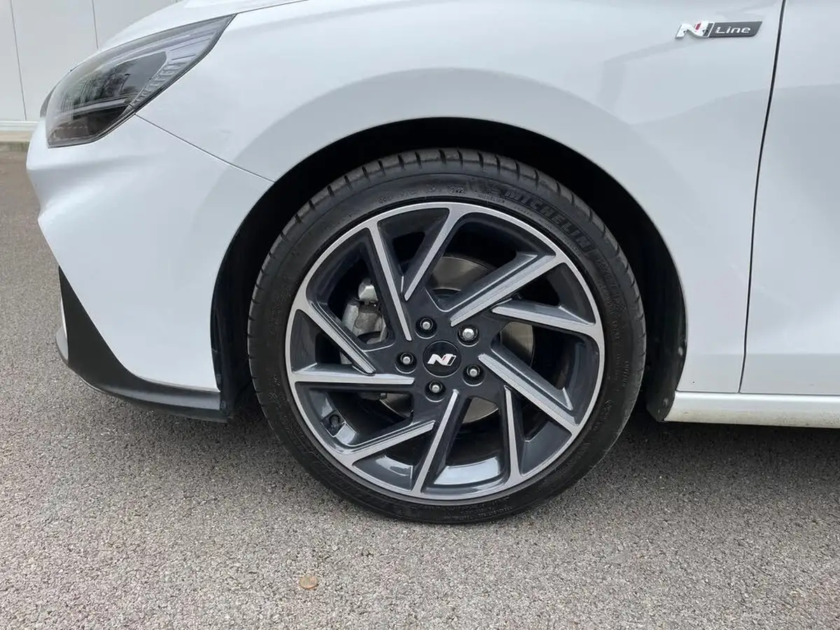 2022-hyundai-i30-15-t-gdi-n-line-hatchback-big-8
