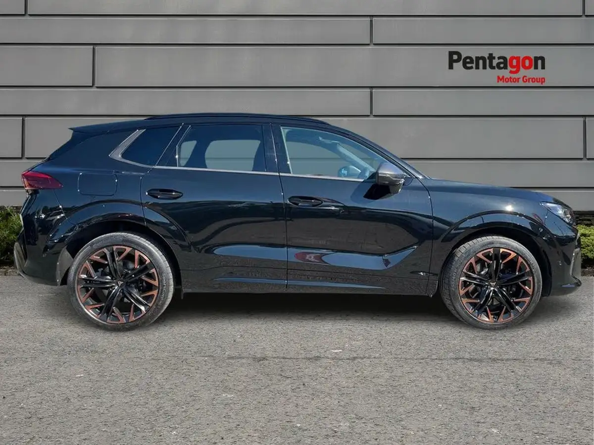 2025-cupra-terramar-15-e-hybrid-vz-first-edition-big-11
