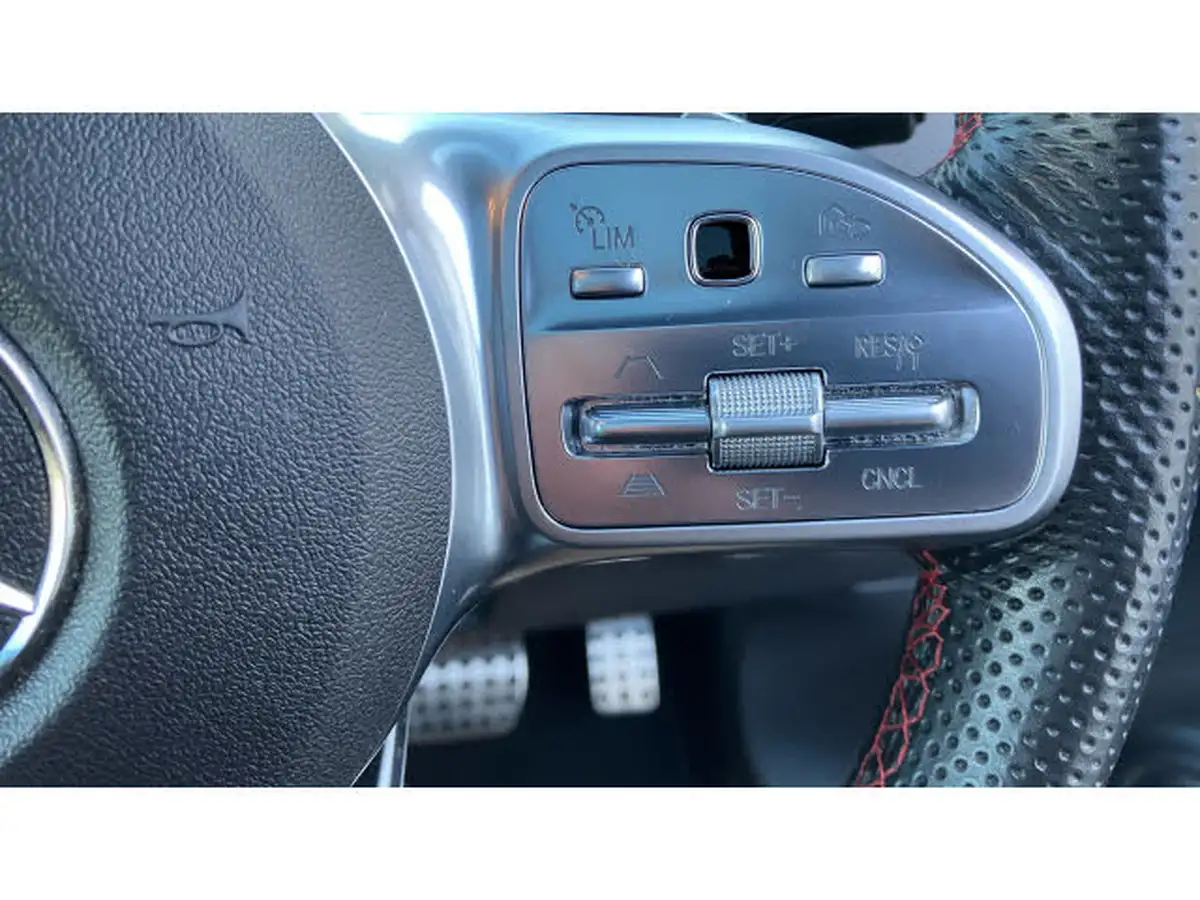 2021-mercedes-benz-glb-class-13-glb200-amg-line-premium-plus-7-8g-tronic-big-46