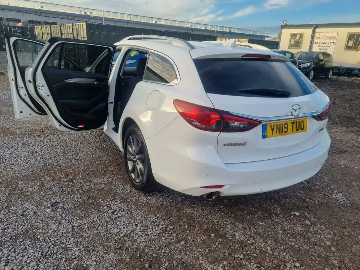 2019-mazda-mazda6-22td-skyactiv-d-se-l-nav-tourer-5d-big-30