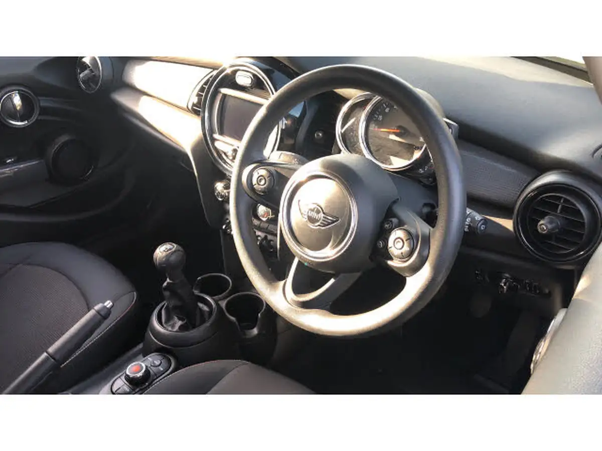 2018-mini-cooper-15-cooper-series-ii-ss-hatchback-5d-big-10