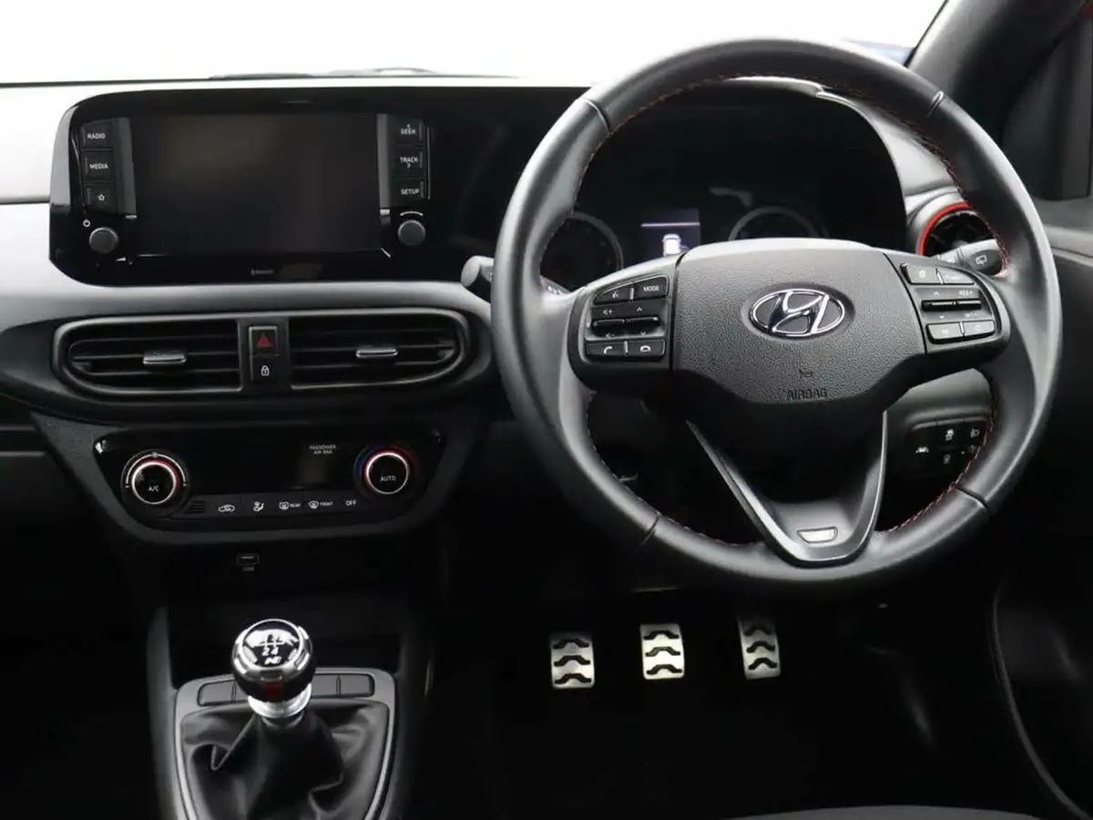 2023-hyundai-i10-10-t-gdi-n-line-big-13