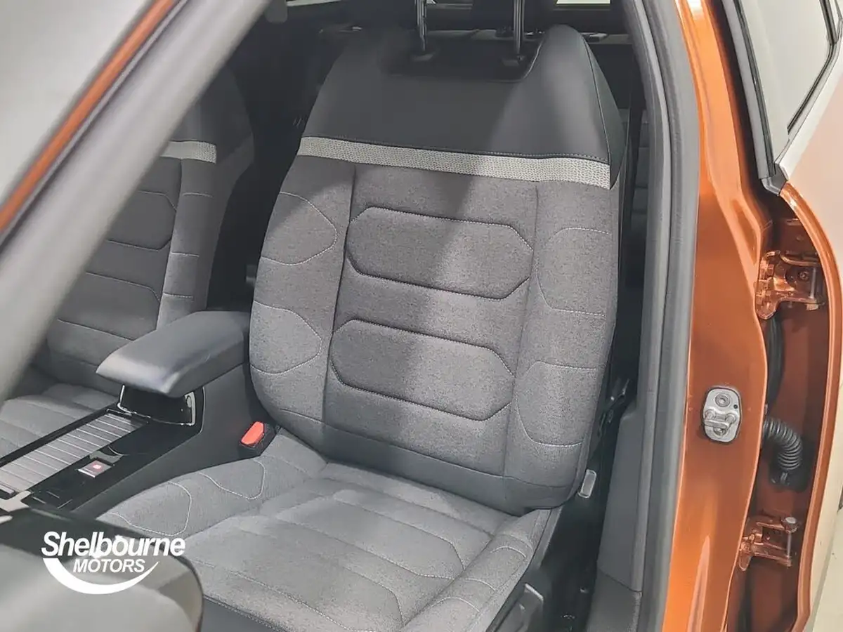 2022-citroen-c4-12-puretech-shine-130ps-big-40