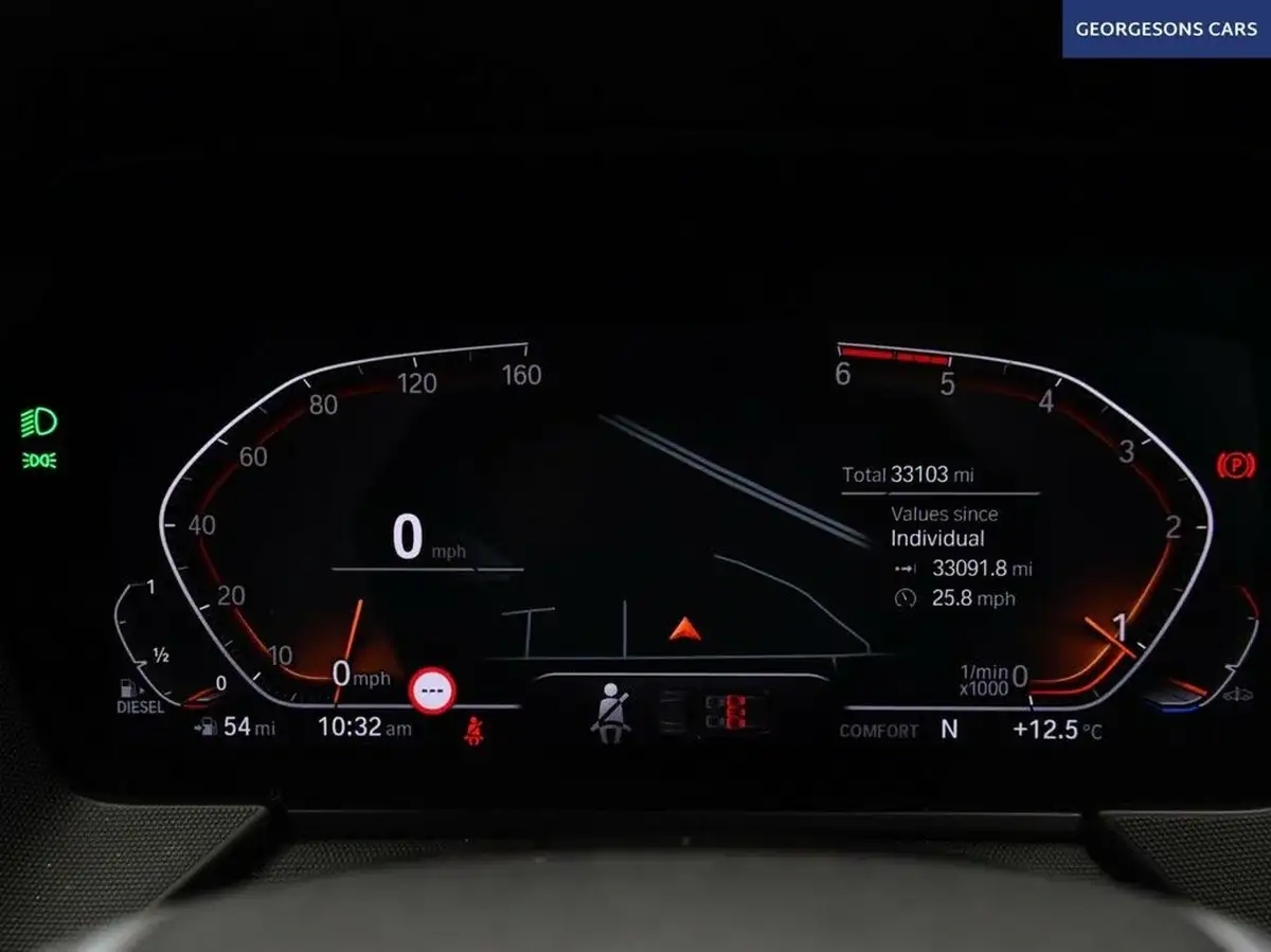 2022-bmw-1-series-15td-116d-sport-big-29