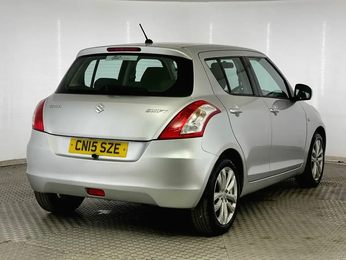 2015-suzuki-swift-12-sz3-5d-big-6