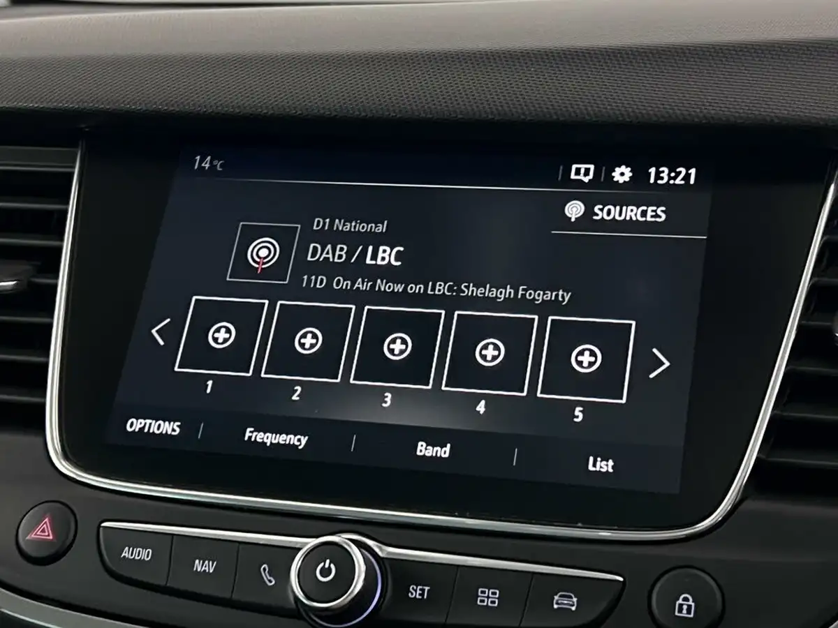 2020-vauxhall-crossland-x-12-elite-nav-130ps-turbo-auto-big-23
