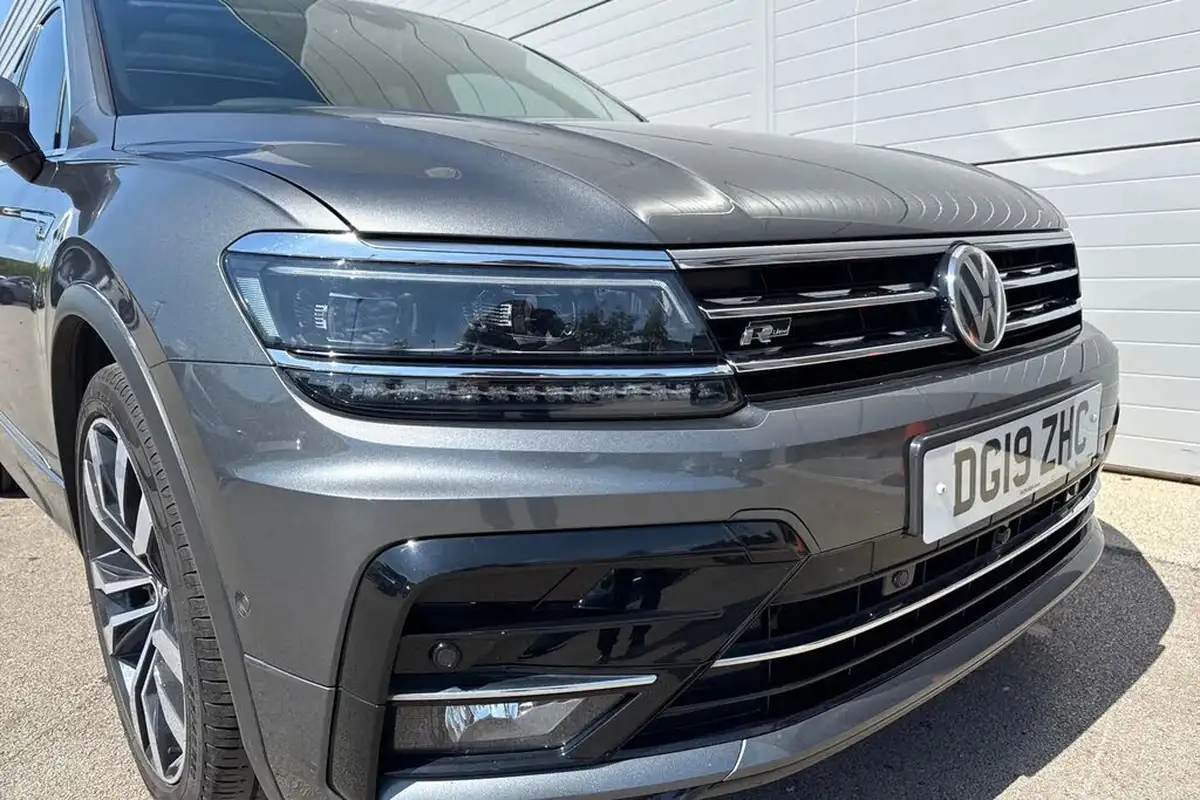 2019-volkswagen-tiguan-20tdi-r-line-tech-190ps-4motion-dsg-big-8