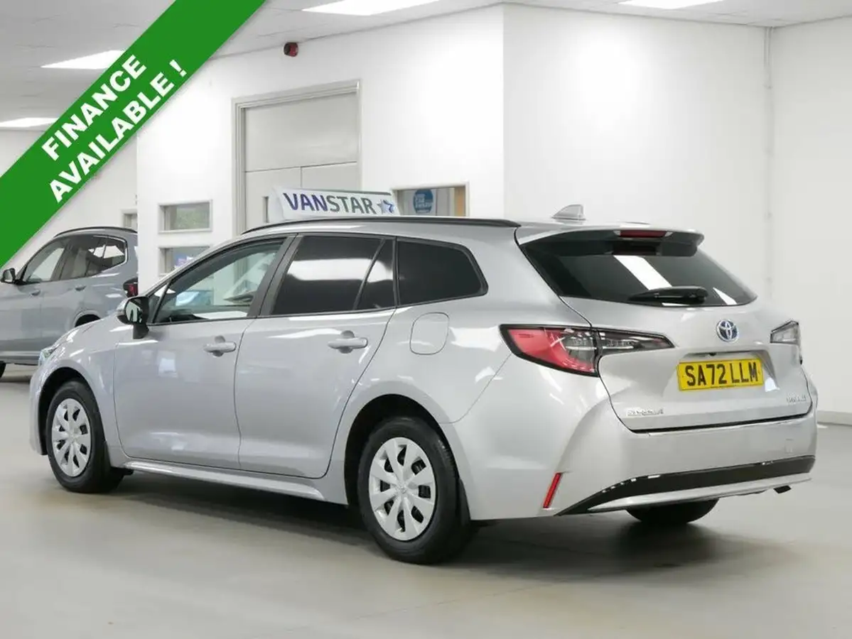 2022-toyota-corolla-18-vvt-i-corolla-commercial-140hpeu6d-big-10