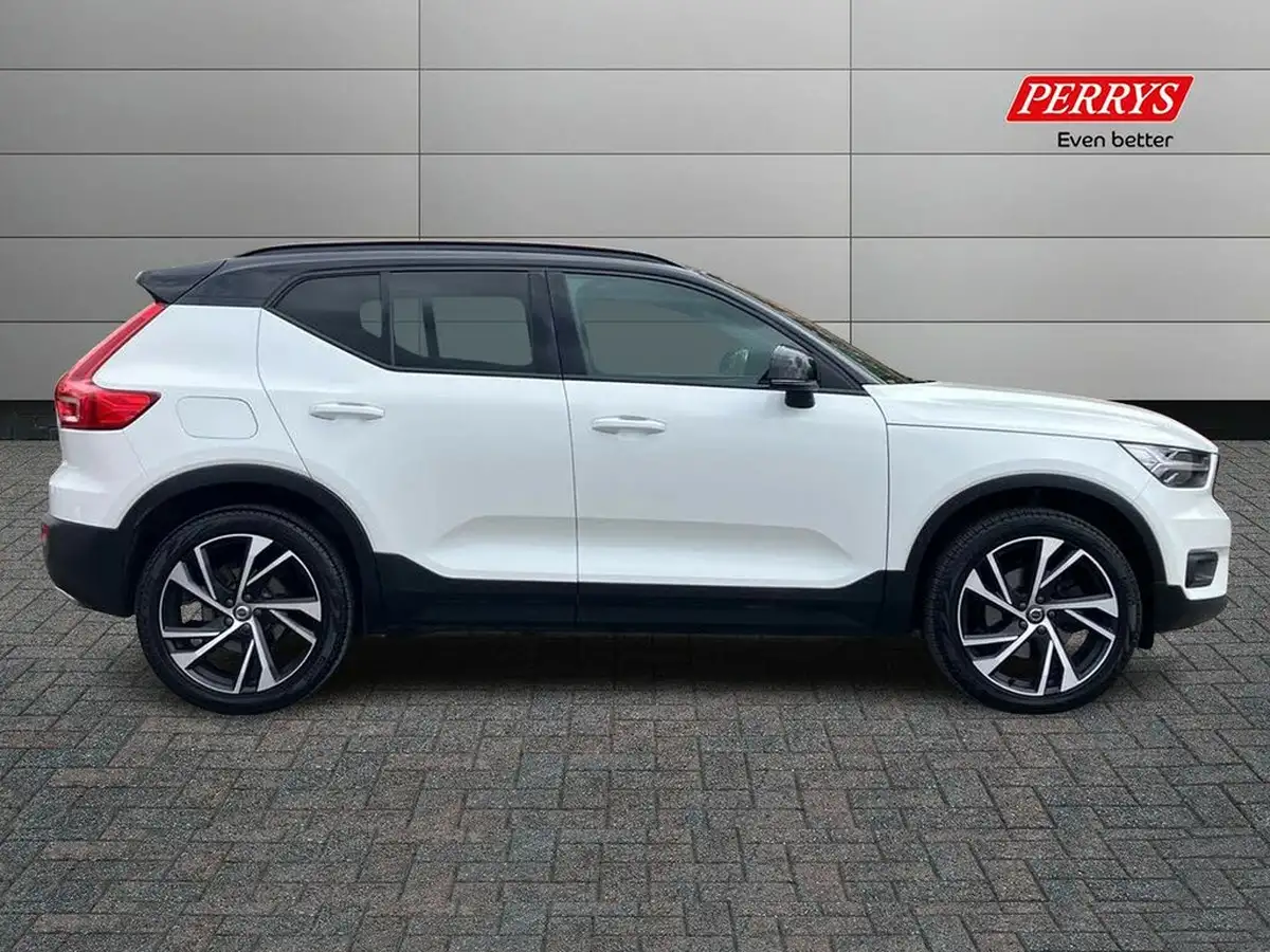 2019-volvo-xc40-20-t4-r-design-pro-awd-big-2