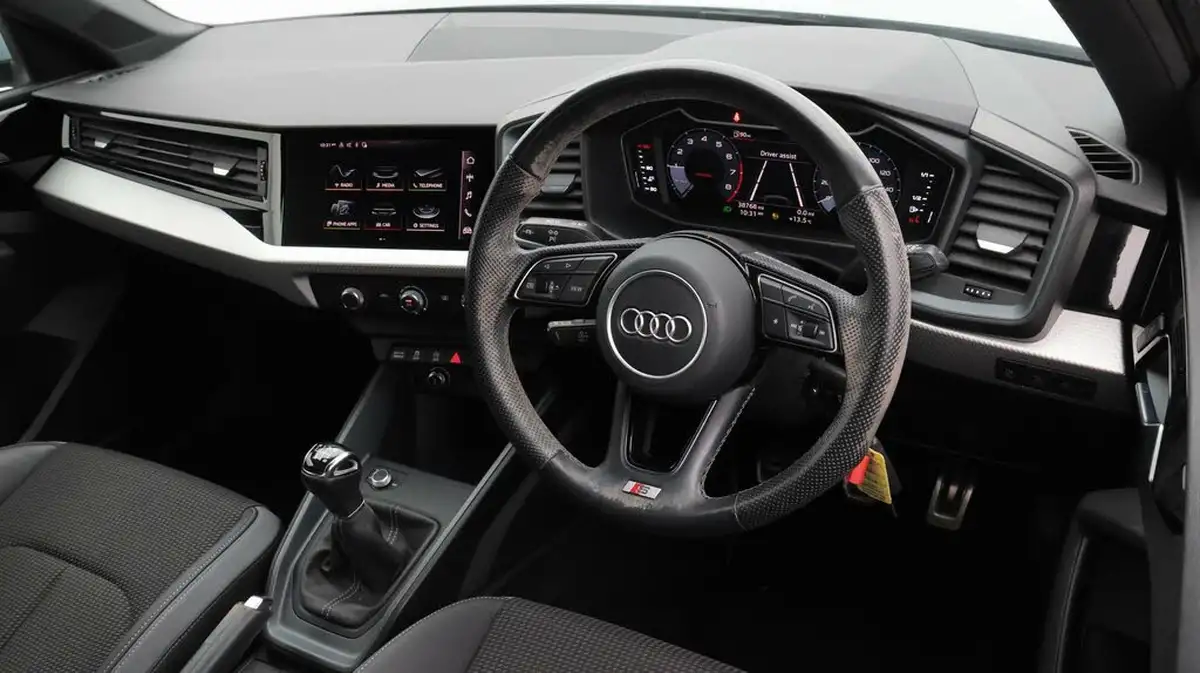 2021-audi-a1-10-30-tfsi-s-line-110ps-big-9