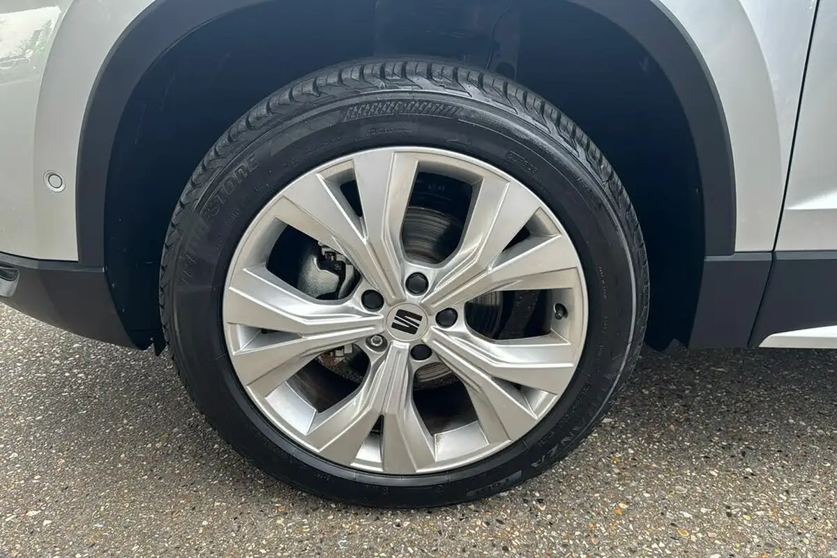 2024-seat-ateca-15-ecotsi-xperience-dsg-big-8