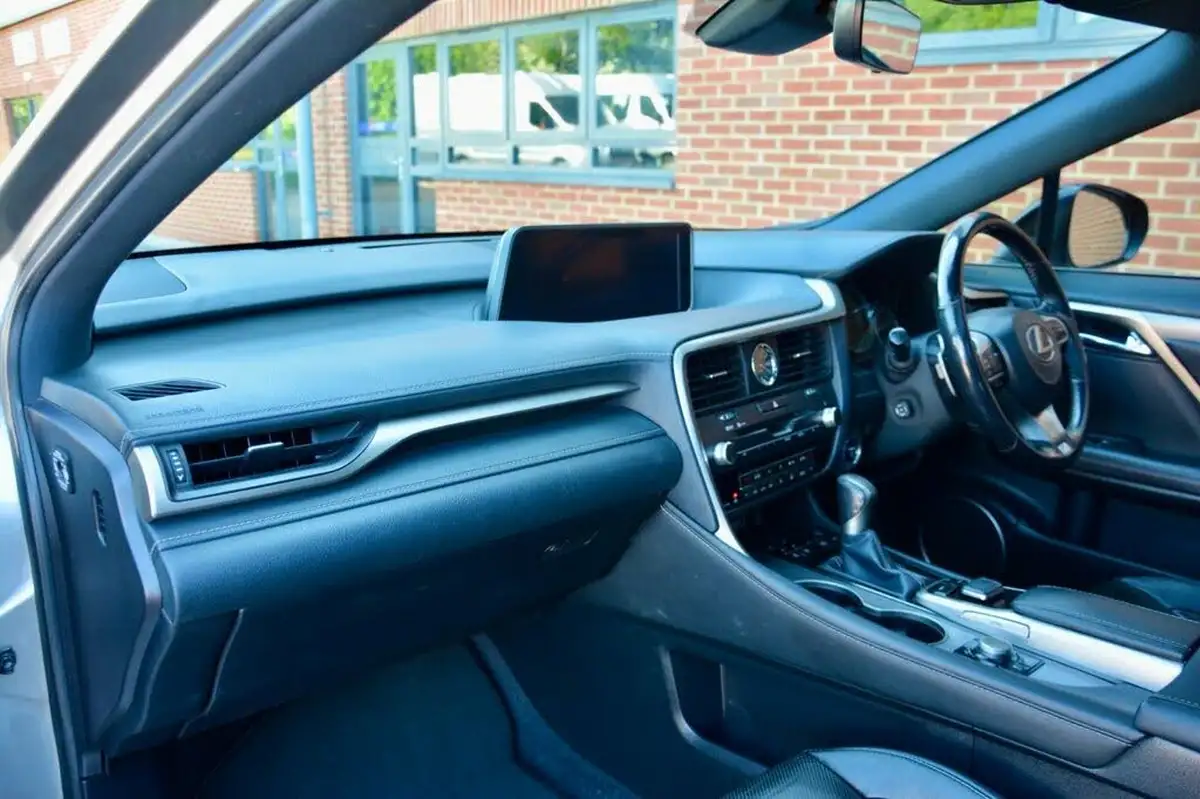 2016-lexus-rx-450h-35-f-sport-313ps-e-cvt-big-16