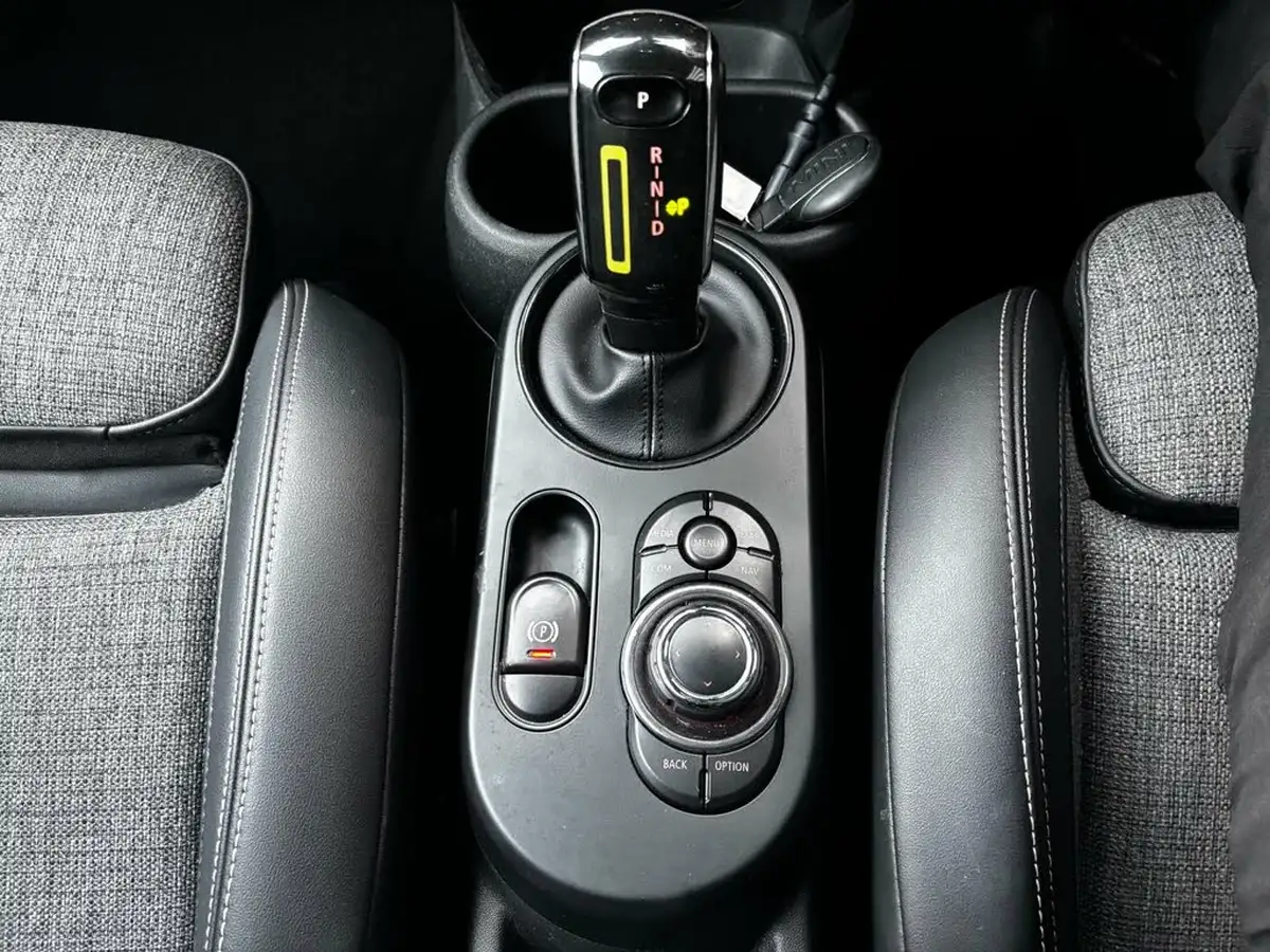 2021-mini-cooper-e-cooper-s-2-big-35