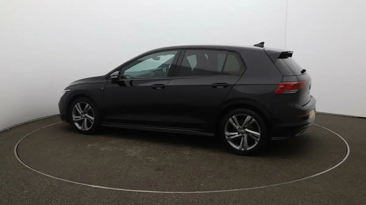 2022-volkswagen-golf-15-tsi-r-line-130ps-hatchback-big-47
