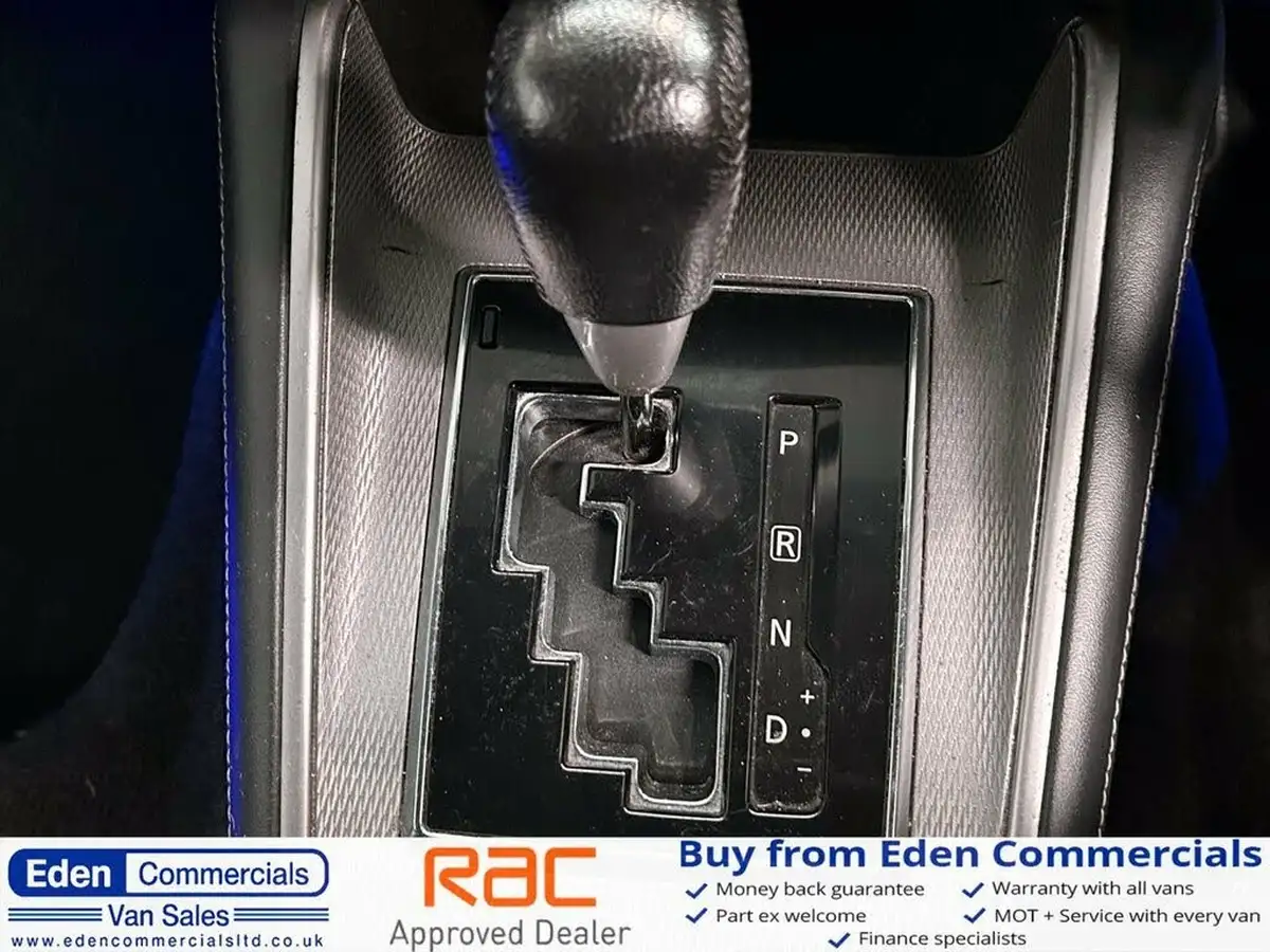 2020-mitsubishi-l200-22di-d-barbarian-auto-big-25