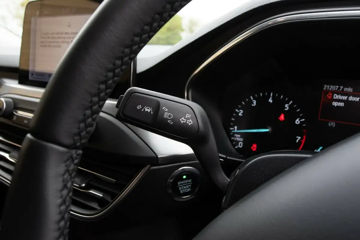 2020-ford-focus-10t-titanium-edition-125ps-hybrid-mhev-hatchback-big-16