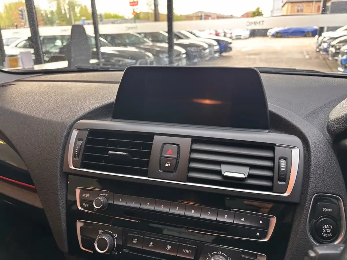 2015-bmw-2-series-20td-218d-sport-150bhp-coupe-2d-big-26