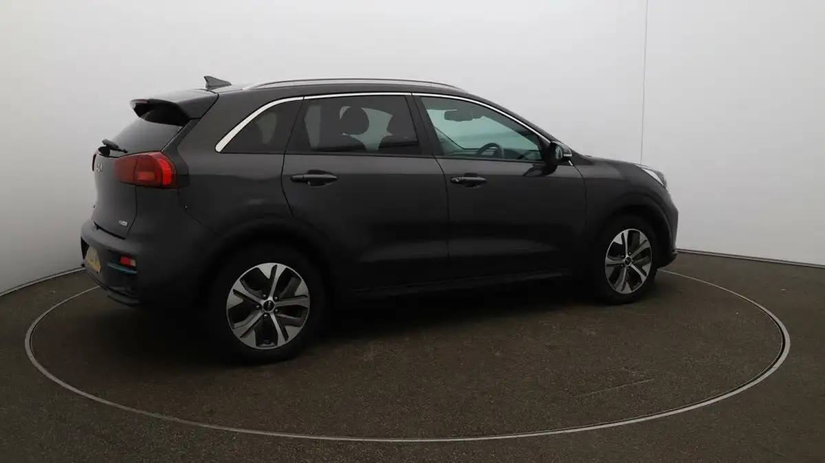 2022-kia-e-niro-ev-2-64-big-50