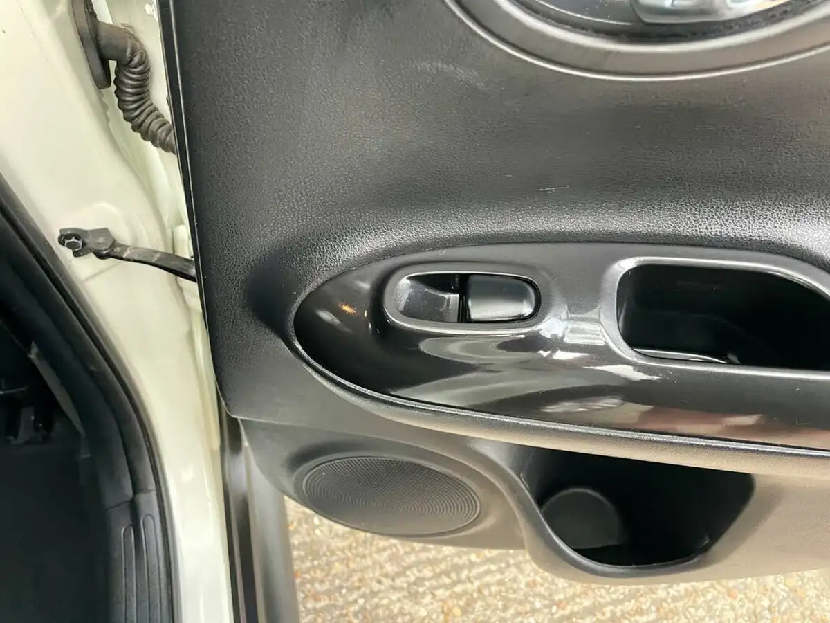 2018-nissan-juke-12-dig-t-n-connecta-ss-big-59