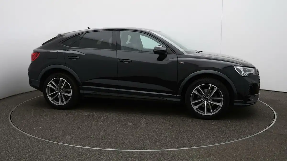 2022-audi-q3-15-35-tfsi-black-edition-cod-sportback-s-tronic-big-48