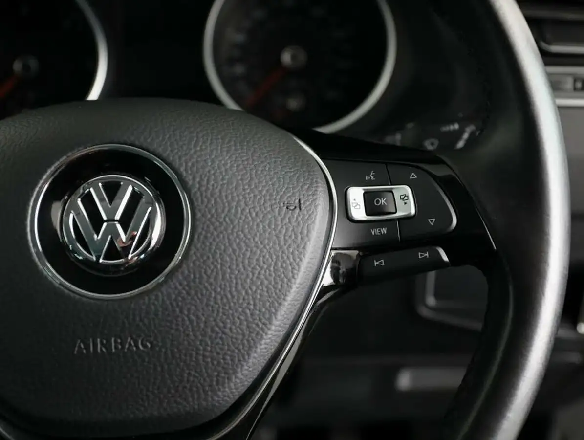 2018-volkswagen-tiguan-20tdi-se-150ps-4motion-ss-big-39