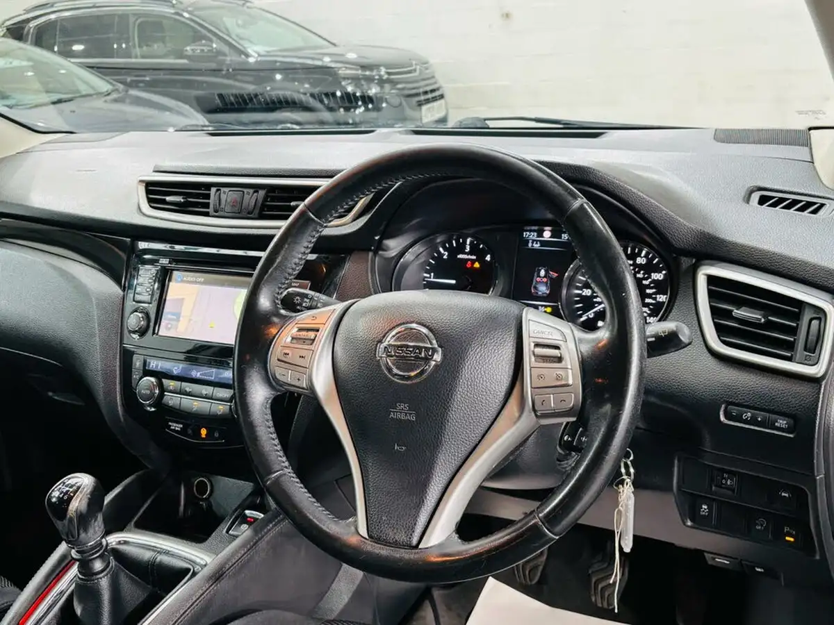 2016-nissan-qashqai-15dci-acenta-tech-pk-big-10