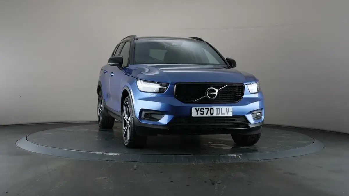 2020-volvo-xc40-20-b5-r-design-pro-big-47