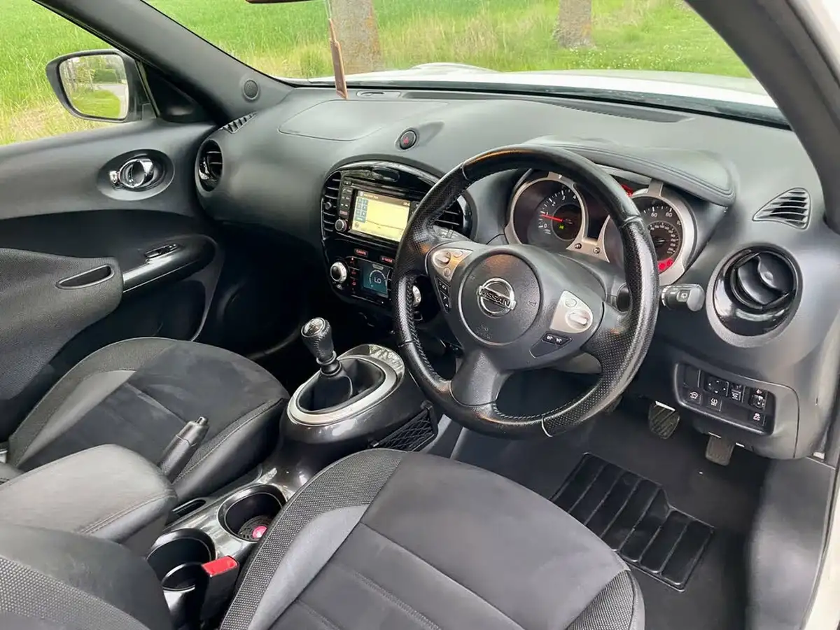 2018-nissan-juke-12-dig-t-n-connecta-ss-big-35