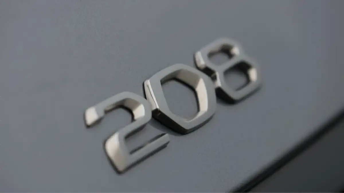 2022-peugeot-208-e-gt-136bhp-50kwh-big-23