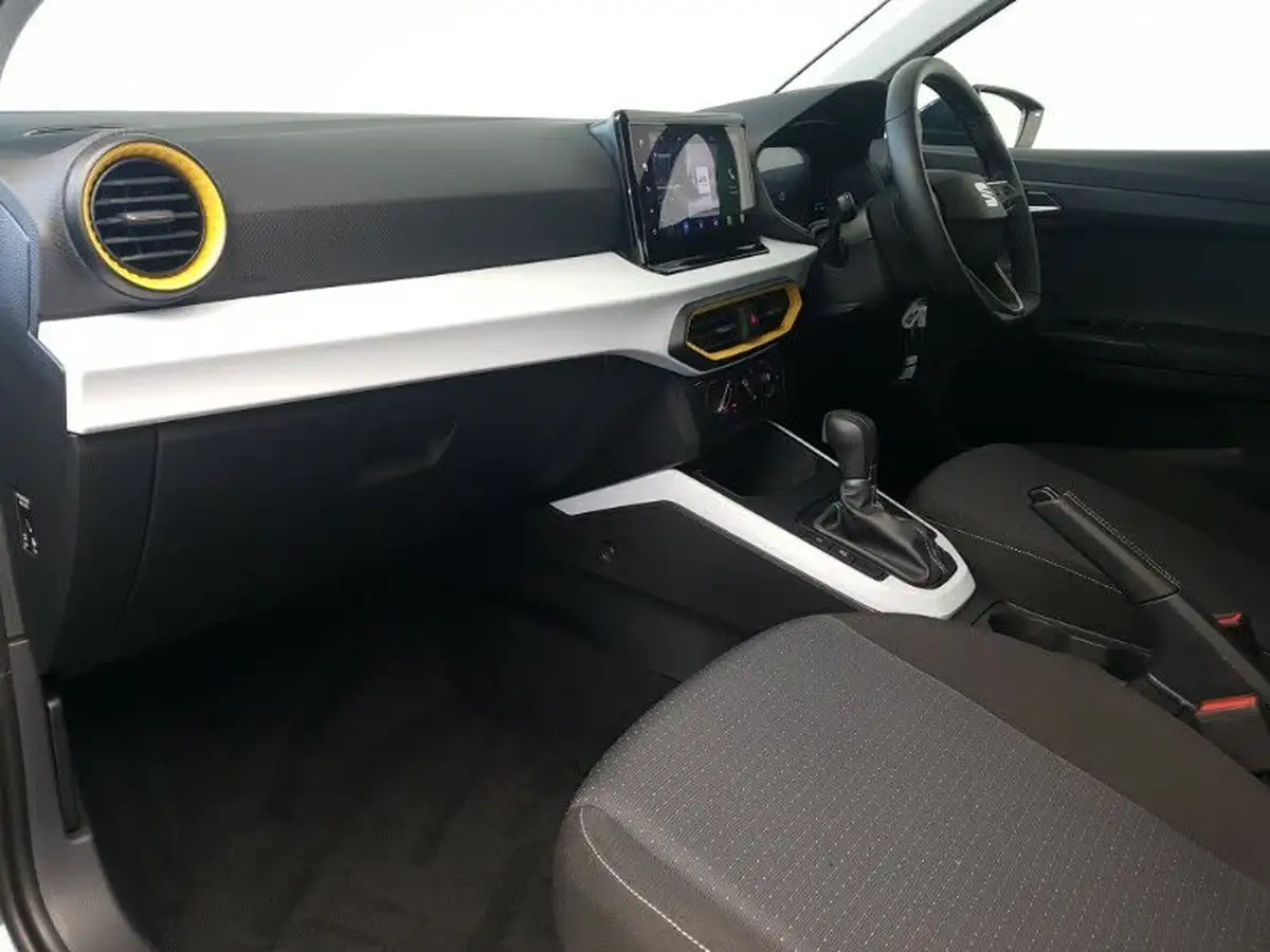 2024-seat-arona-10-tsi-se-technology-115ps-big-4