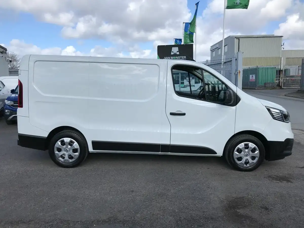 2022-renault-trafic-20dci-sl28-130-business-big-5