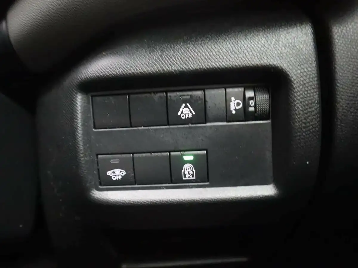 2021-citroen-c5-aircross-12-puretech-shine-big-24