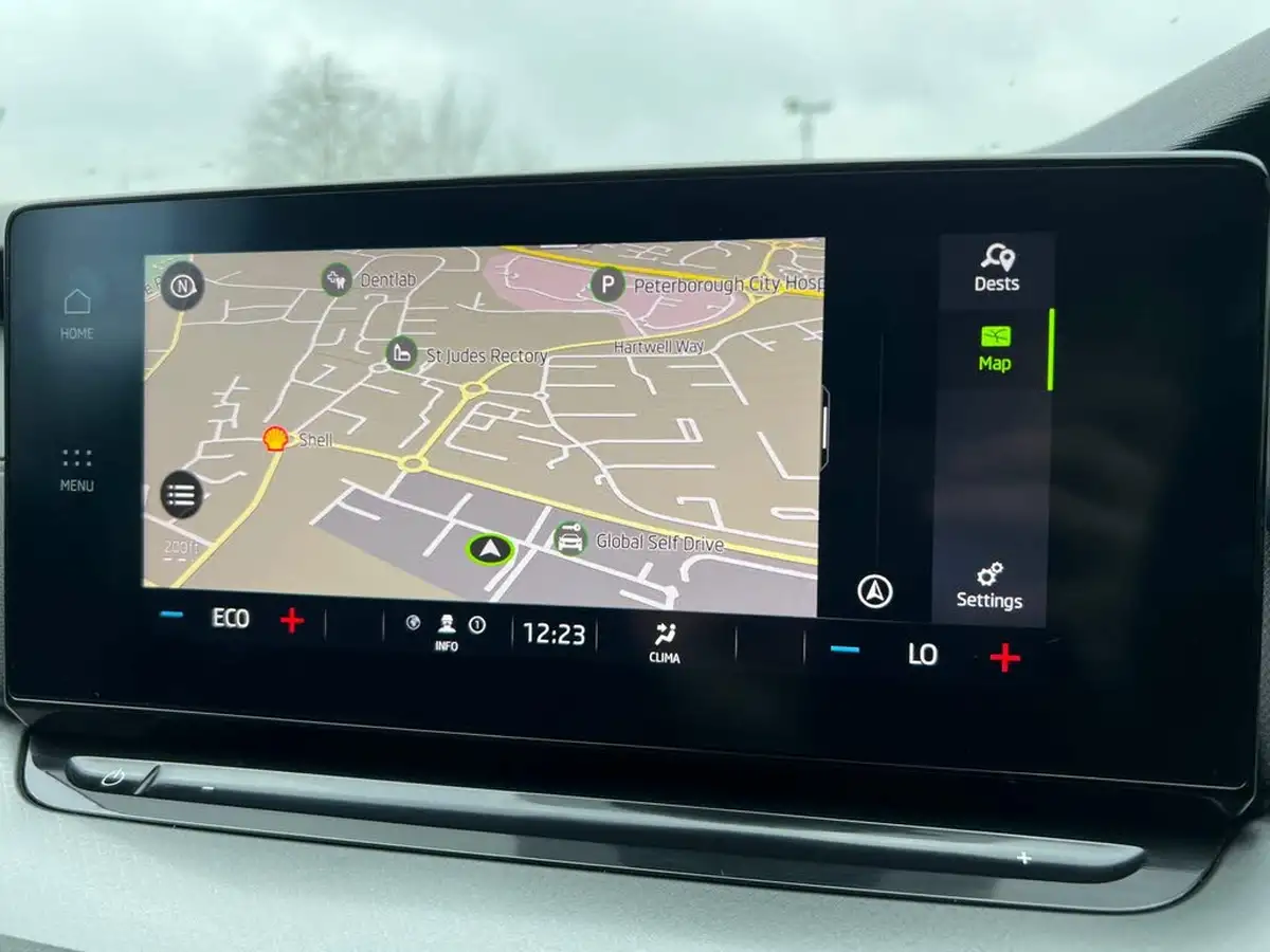 2022-skoda-octavia-14-tsi-se-technology-estate-big-44