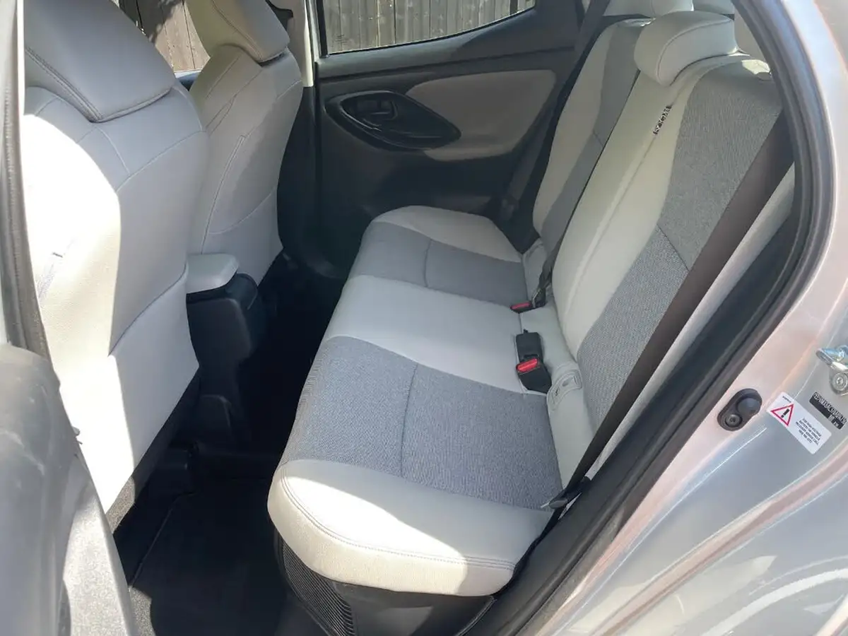 2020-toyota-yaris-15-vvt-i-excel-114bhp-1490cc-big-8