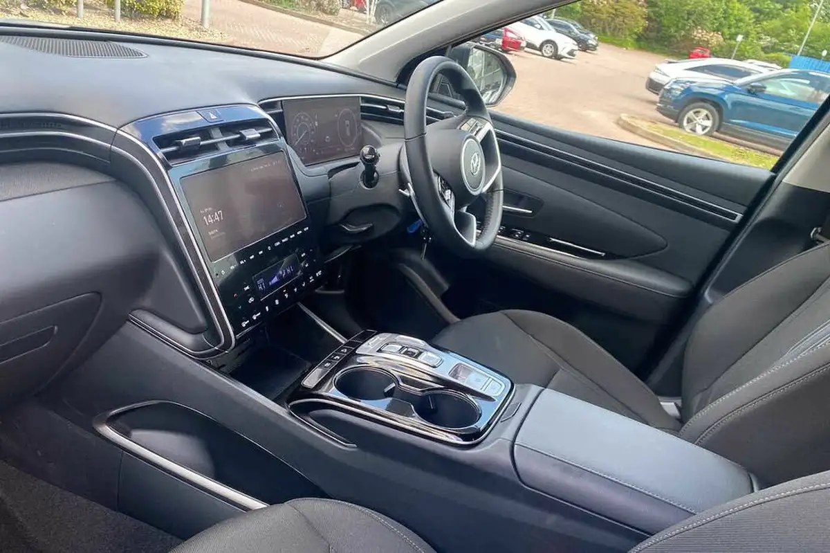 2024-hyundai-tucson-16-t-gdi-se-connect-230ps-hybrid-auto-big-1